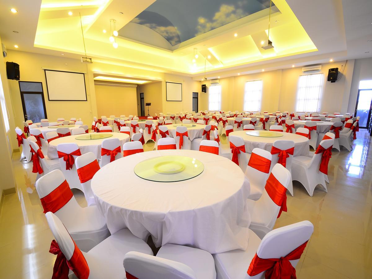 Queen City Hotel Banjarmasin Banjarmasin  Luaran gambar