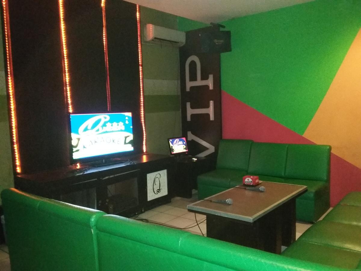 Queen City Hotel Banjarmasin Banjarmasin  Luaran gambar