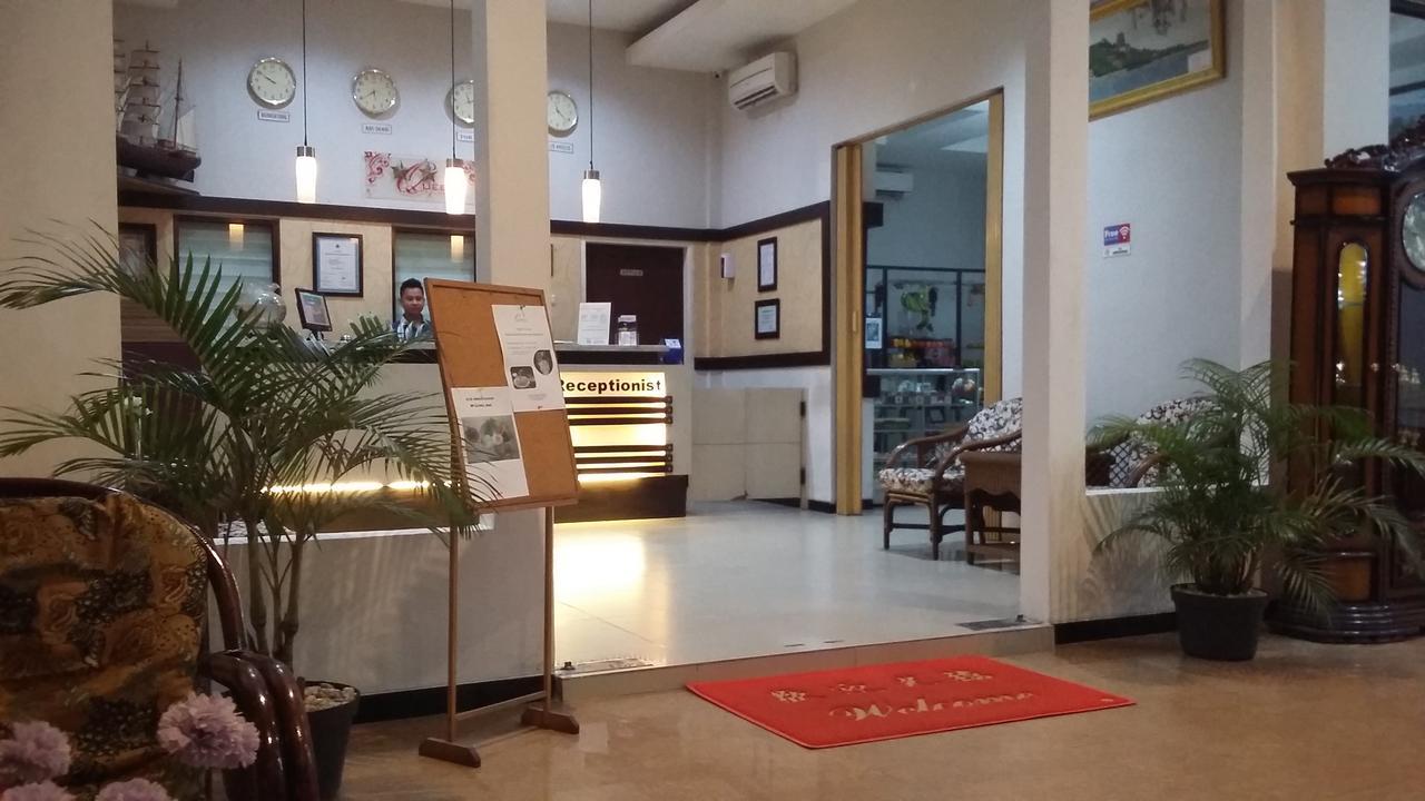 Queen City Hotel Banjarmasin Banjarmasin  Luaran gambar