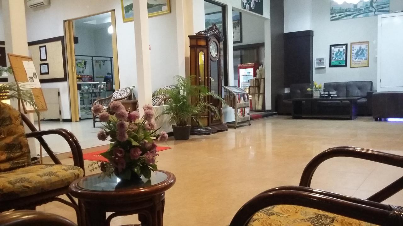 Queen City Hotel Banjarmasin Banjarmasin  Luaran gambar