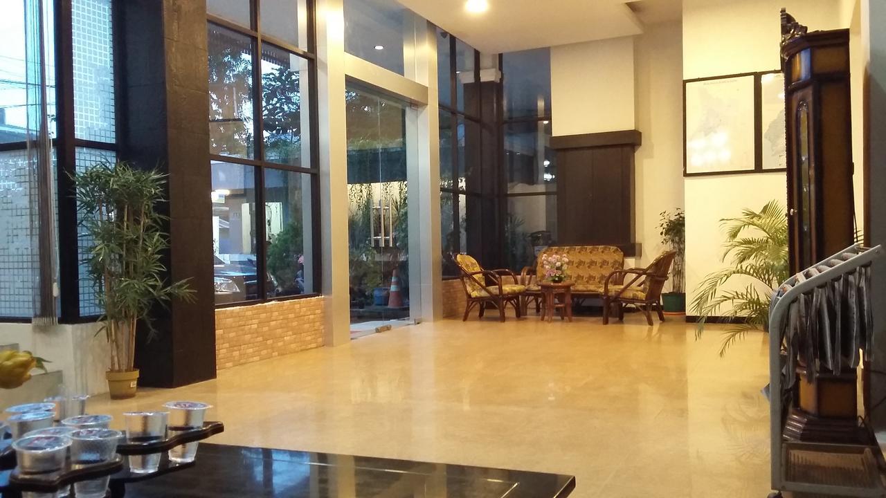 Queen City Hotel Banjarmasin Banjarmasin  Luaran gambar